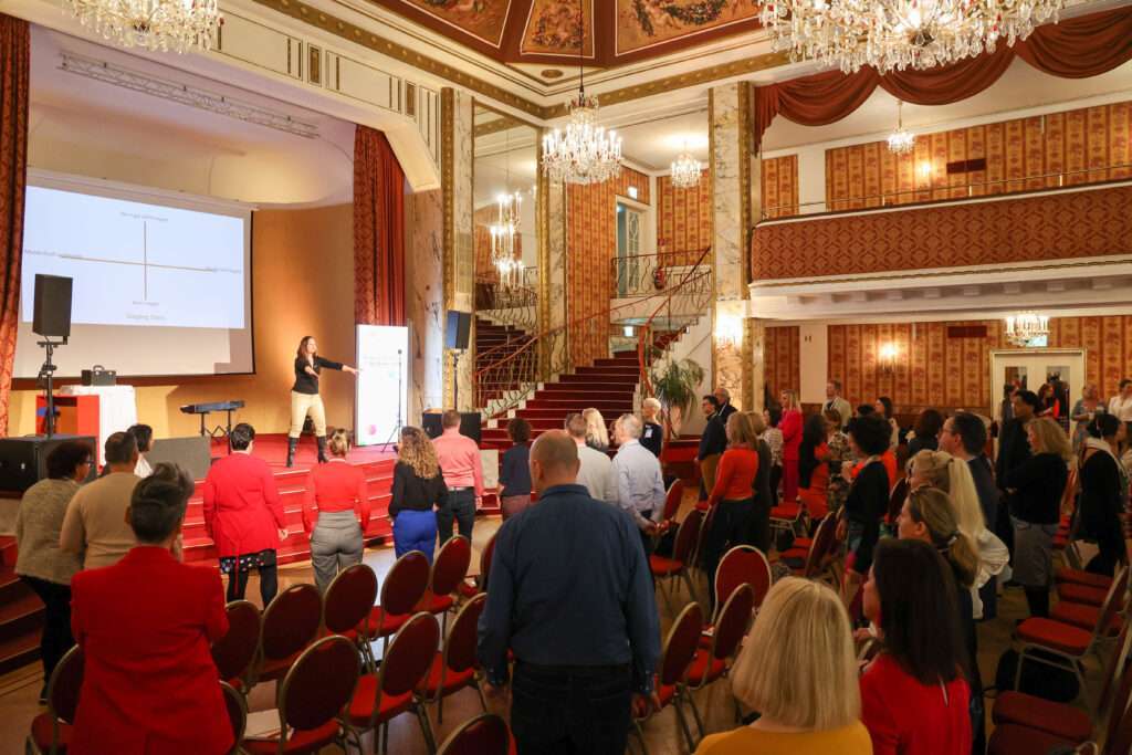 Angela Speaker Erfolgsfaktor Stimme