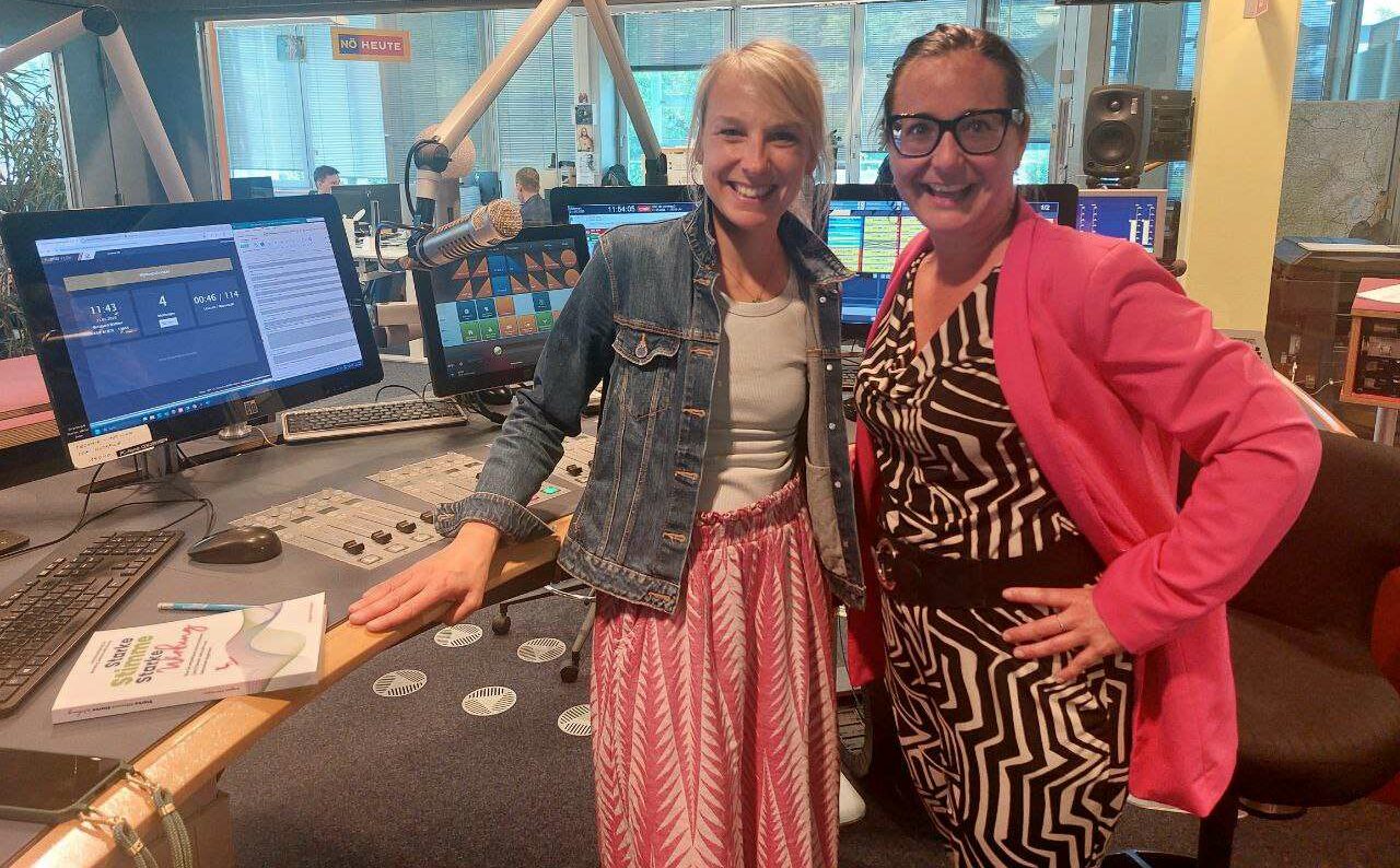 Mit starker Stimme durch die Matura – Angela Kiemayer im Interview auf Radio Niederösterreich